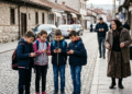Përse fëmijët sot nuk dinë (apo nuk duan) të përshëndesin?